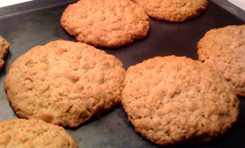 Quick Mix Oatmeal Cookies